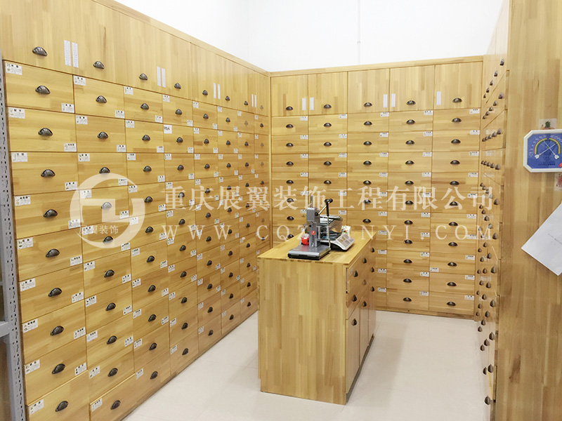 云南药店展柜9
